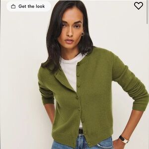 Clara cashmere crew cardigan  pear